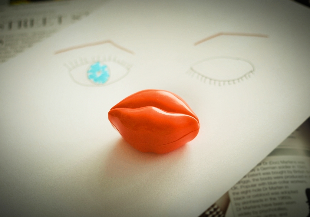 TonyMoly Kiss Kiss Lip Scrub | Grožio blogas